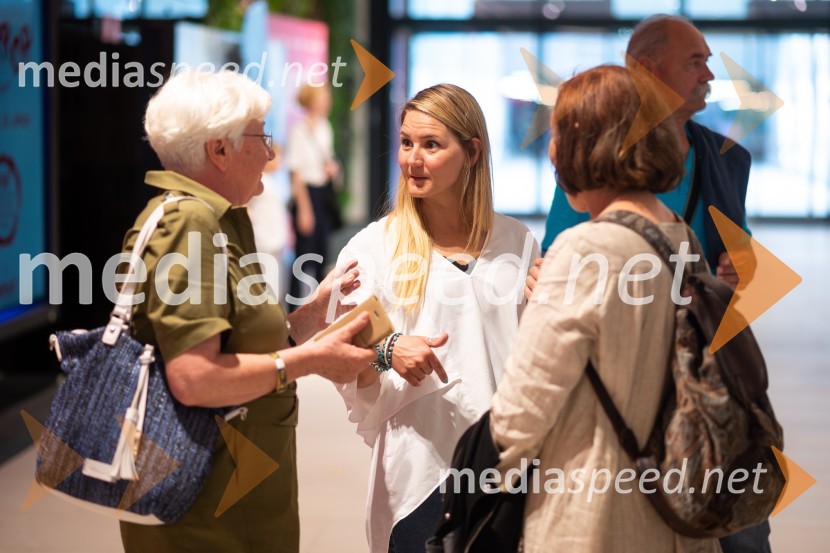 Vesolje med nami, premiera filma v Cineplexxu