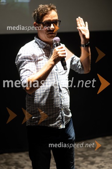 Vesolje med nami, premiera filma v Cineplexxu