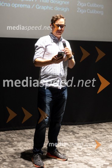 Vesolje med nami, premiera filma v Cineplexxu