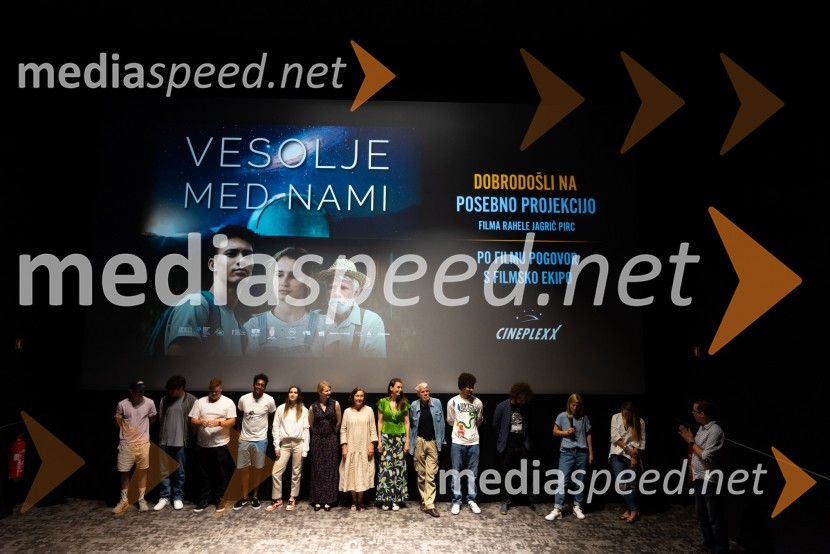 Vesolje med nami, premiera filma v Cineplexxu