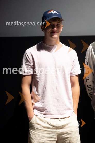 Vesolje med nami, premiera filma v Cineplexxu