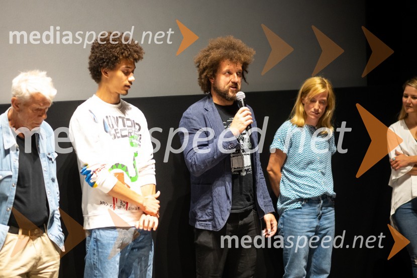 Vesolje med nami, premiera filma v Cineplexxu