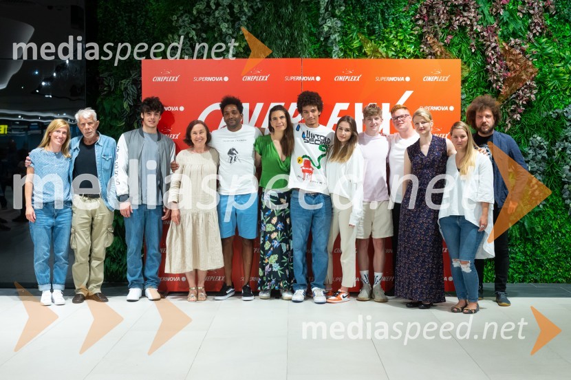 Vesolje med nami, premiera filma v Cineplexxu