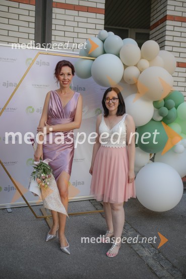  Silvija Štrukelj, lastnica kozmetičnega salona Ajna;  ... Otvoritev kozmetičnega salona Ajna
