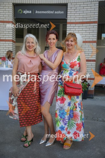  ... ;  Silvija Štrukelj, lastnica kozmetičnega salona Ajna;  ... Otvoritev kozmetičnega salona Ajna
