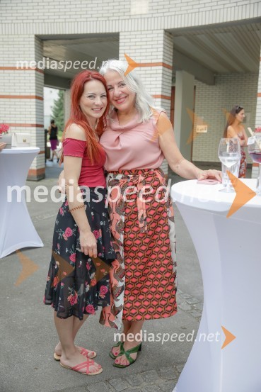 Otvoritev kozmetičnega salona Ajna