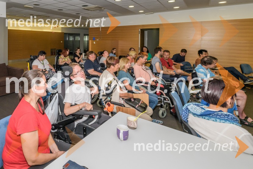 Leopoldove živahne tačke, predstavitev knjige Luke Prosnika