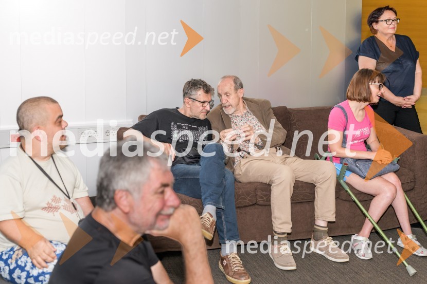 Leopoldove živahne tačke, predstavitev knjige Luke Prosnika