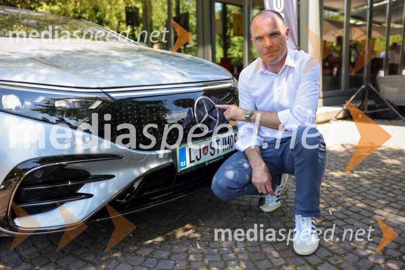 Robert Lešnik predstavil Mercedes EQS in EQB