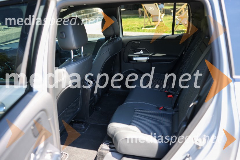 Robert Lešnik predstavil Mercedes EQS in EQB