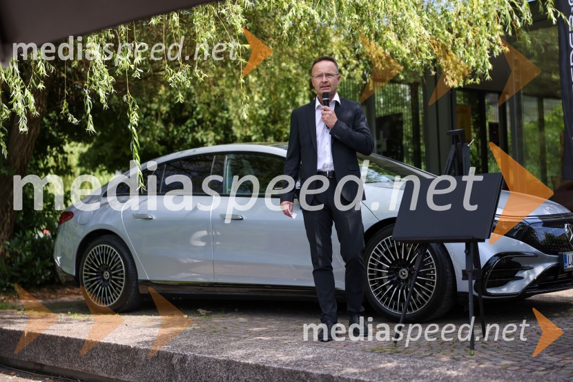 Robert Lešnik predstavil Mercedes EQS in EQB