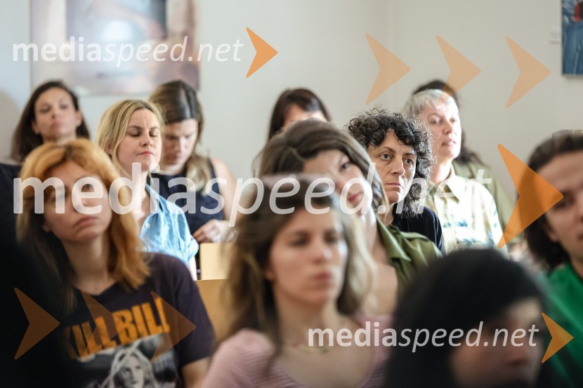 ReActing as a Star - igrajo lokalno, delujejo globalno,  druženje z mediji