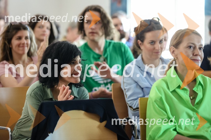  ... ;  Alena Džebo, igralkaReActing as a Star - igrajo lokalno, delujejo globalno,  druženje z mediji