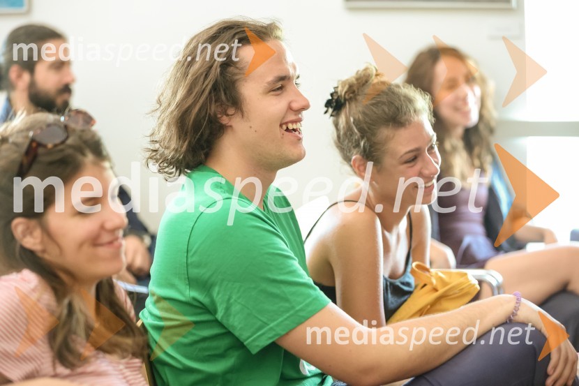  Kerim Čutuna, igralec;  ... ReActing as a Star - igrajo lokalno, delujejo globalno,  druženje z mediji