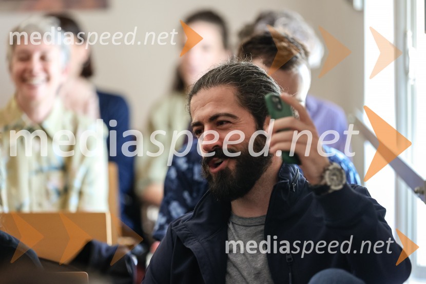  Emir Ćatović, igralecReActing as a Star - igrajo lokalno, delujejo globalno,  druženje z mediji