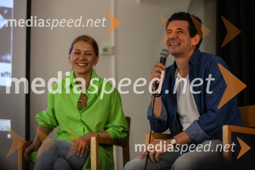  Alena Džebo, igralka;  Alban Ukaj, igralecReActing as a Star - igrajo lokalno, delujejo globalno,  druženje z mediji