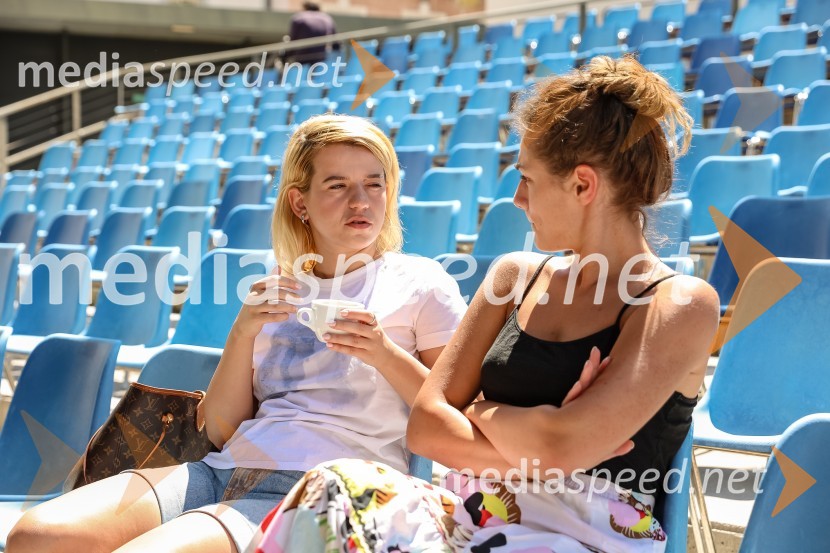  Sabina Memishi, igralka;  ... ReActing as a Star - igrajo lokalno, delujejo globalno,  druženje z mediji