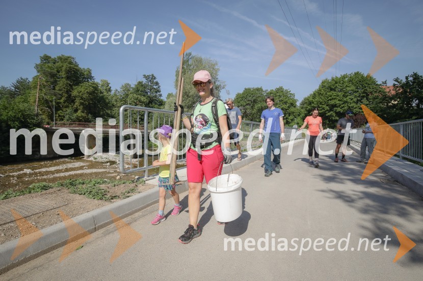 Akcija Očistimo Kranj invazivk