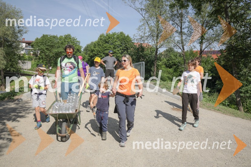 Akcija Očistimo Kranj invazivk