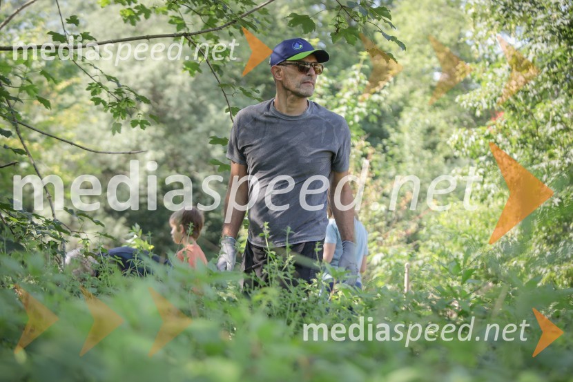  Matjaž Rakovec, župan Mestne občine KranjAkcija Očistimo Kranj invazivk