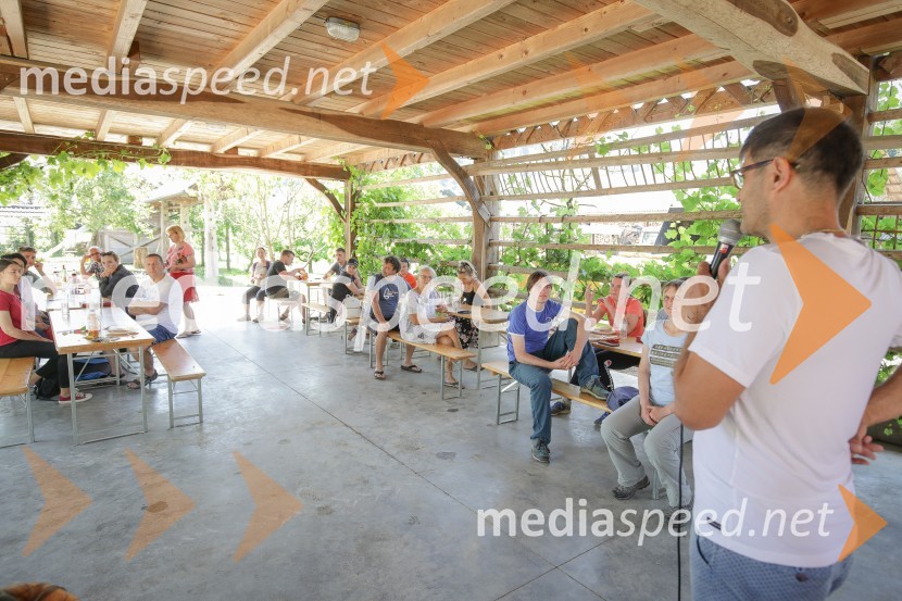  Matjaž Rakovec, župan Mestne občine KranjAkcija Očistimo Kranj invazivk