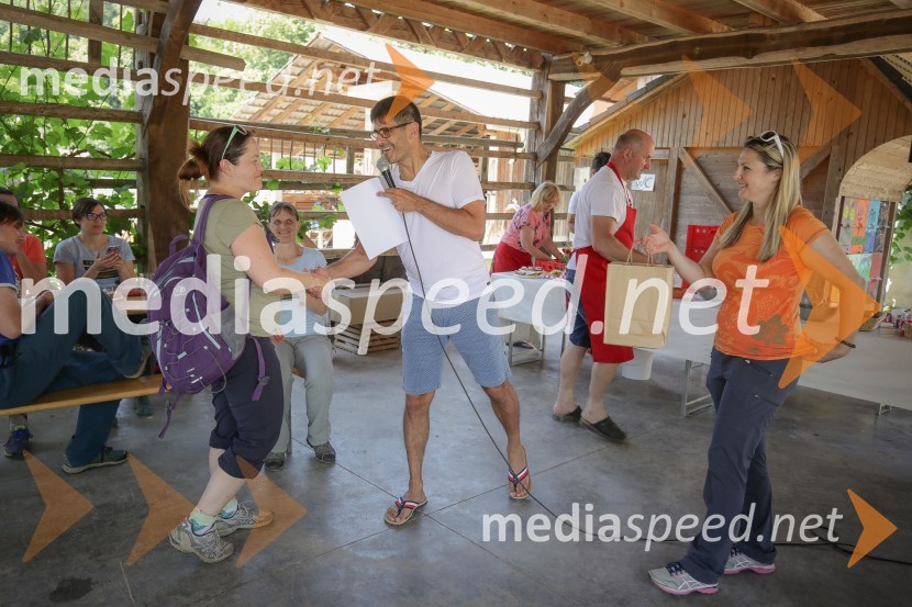  ... ;  Matjaž Rakovec, župan Mestne občine Kranj;  ... Akcija Očistimo Kranj invazivk