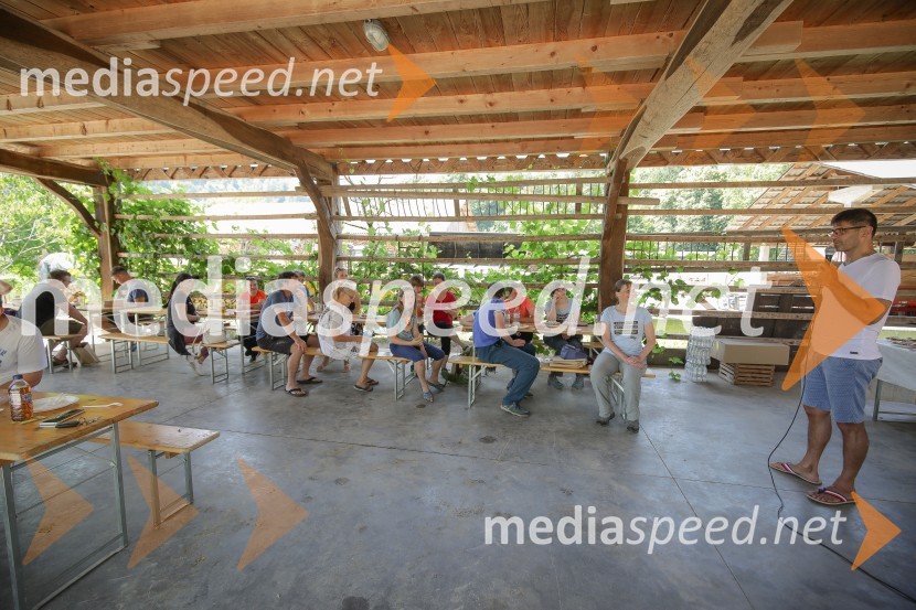  Matjaž Rakovec, župan Mestne občine KranjAkcija Očistimo Kranj invazivk