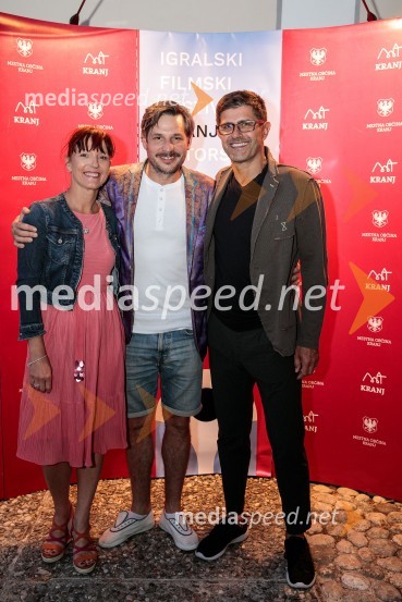  Urša Manček Rakovec, marketing, RTV Slovenija;  ... ;  Matjaž Rakovec, župan Mestne občine KranjFilmski festival Krafft, zaključek