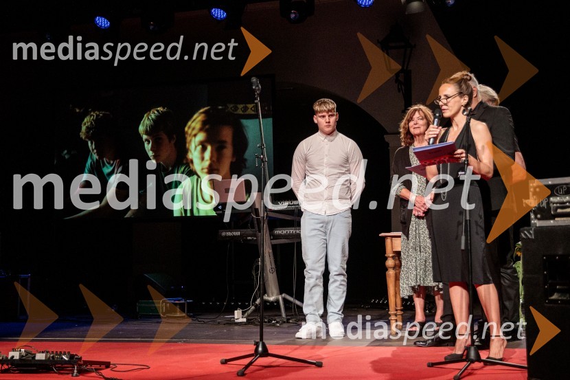  Viktor Benóný, igralec;  Marijana Brecelj, igralka;  Valentina Carnelutti, igralkaFilmski festival Krafft, zaključek