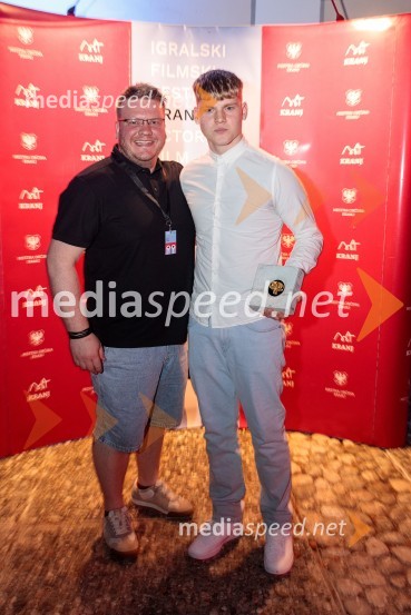  ... ;  Viktor Benóný, igralecFilmski festival Krafft, zaključek