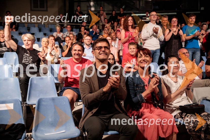  Matjaž Rakovec, župan Mestne občine Kranj;  Urša Manček Rakovec, marketing, RTV Slovenija;  ... Filmski festival Krafft, zaključek