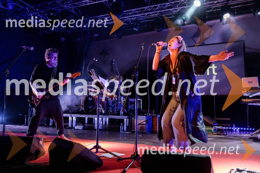  Tomislav  Jovanović - Tokac, pevec skupine Dan D;  ... Filmski festival Krafft, zaključek