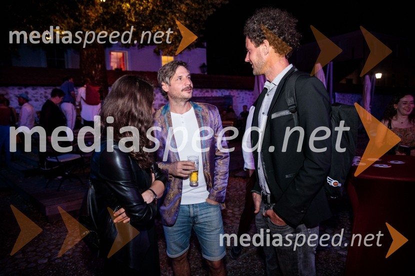  ... ;  Anže Zevnik, igralec;  Toni Cahunek, igralec, novinarFilmski festival Krafft, zaključek