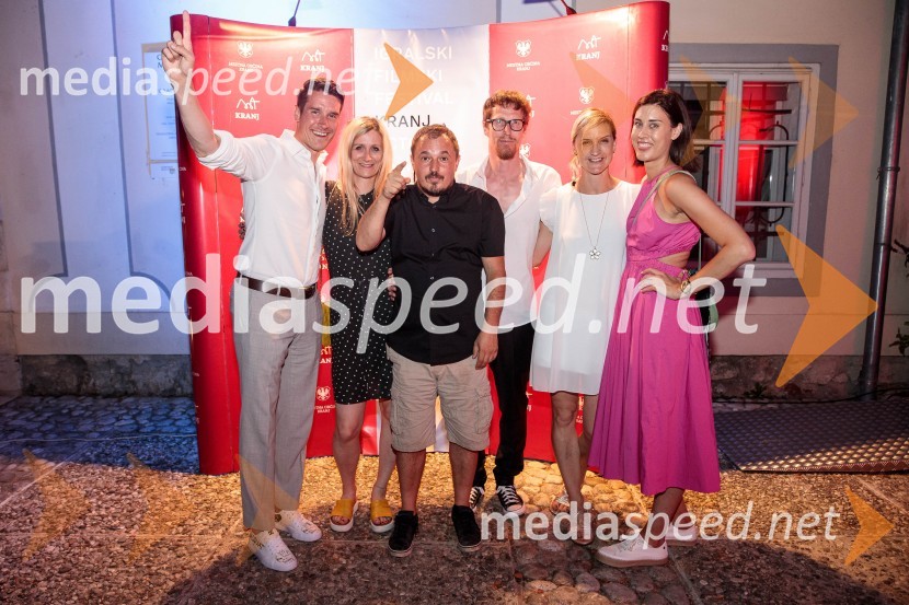  Janez Černe, podžupan Mestne občine Kranj;  ... ;  ... ;  ... ;  ... ;  ... Filmski festival Krafft, zaključek