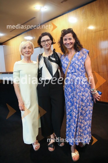  ... ;  ... ;  Simona  Belle, služba za stike z javnostmi MGLDan v spomin na Gašperja Tiča, dobrodelna predstava