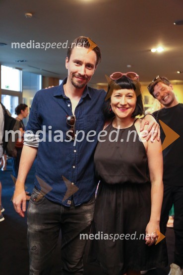  Mario Dragojević, igralec;  Aja Kobe, igralkaDan v spomin na Gašperja Tiča, dobrodelna predstava