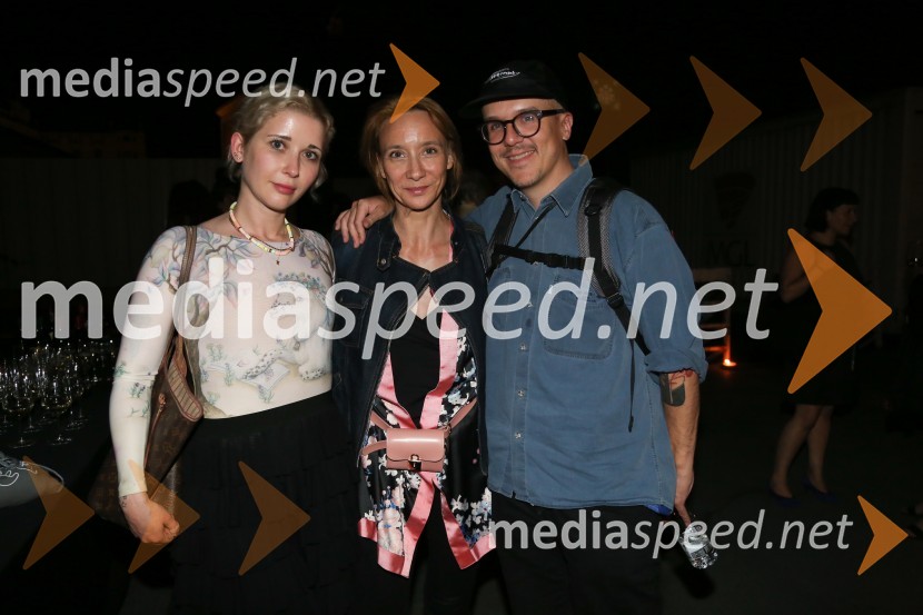  ... ;  Mojca Funkl, igralka;  ... Dan v spomin na Gašperja Tiča, dobrodelna predstava