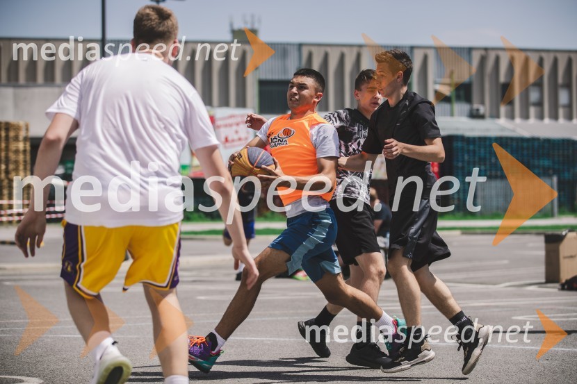 Ulična košarka 3 na 3 v Citycentru Celje