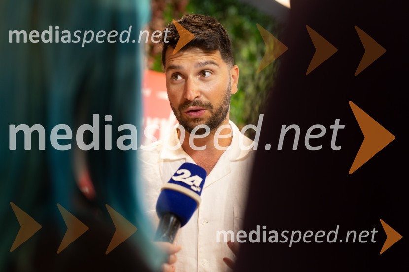  Uroš Bitenc, moderator, vplivnešKozmoblisk, družinski dan v Cineplexx Ljubljana