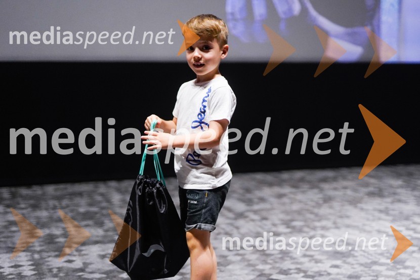 Kozmoblisk, družinski dan v Cineplexx Ljubljana