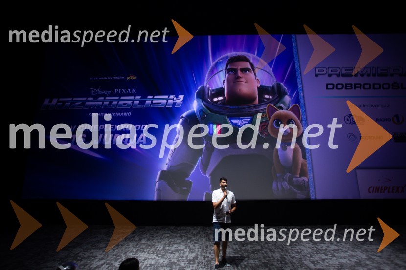  Uroš Bitenc, moderator, vplivnešKozmoblisk, družinski dan v Cineplexx Ljubljana