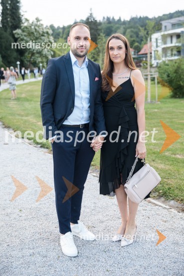  ... ;  Melisa SmlatičKresna noč 2022, dobrodelna prireditev Lions kluba Ljubljana Ilirija