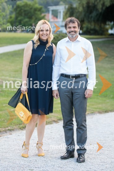  Ajša Vodnik, izvršna direktorica AmCham (Ameriška gospodarska zbornica);  ... Kresna noč 2022, dobrodelna prireditev Lions kluba Ljubljana Ilirija