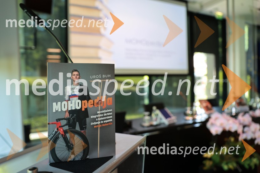 Predstavitev biografije Mateja Mohoriča