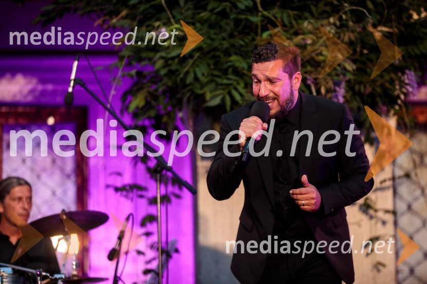  Boštjan Dermol, pevecKresna noč 2022, dobrodelna prireditev Lions kluba Ljubljana Ilirija