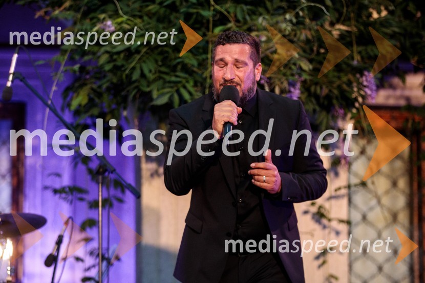  Boštjan Dermol, pevecKresna noč 2022, dobrodelna prireditev Lions kluba Ljubljana Ilirija