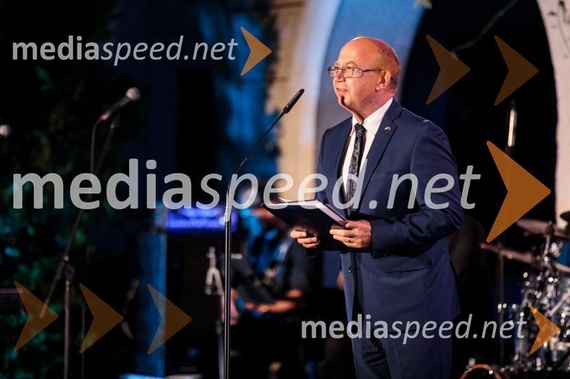  Mihajlo  Brodovič, ukrajinski veleposlanik v SlovenijiKresna noč 2022, dobrodelna prireditev Lions kluba Ljubljana Ilirija