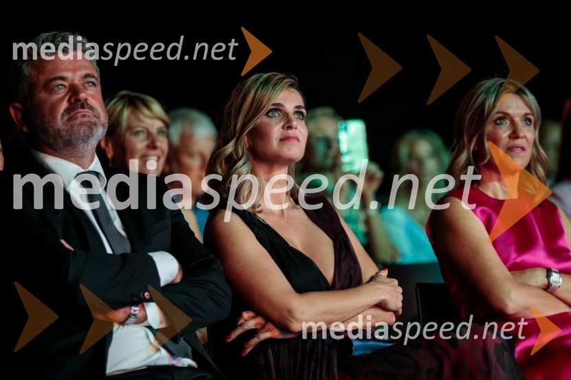  Ernest Novak, plastični kirurg;  Nejka  Grabnar,  HR & Communications Business Partner, Numip;  Barbara Uranjek, direktorica, Britansko-slovenska gospodarska zbornicaKresna noč 2022, dobrodelna prireditev Lions kluba Ljubljana Ilirija