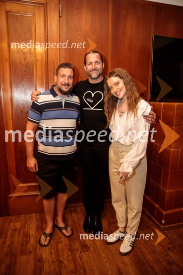  Boštjan Dermol, pevec;  Matevž Šalehar-Hamo, glasbenik, Hamo & Tribute 2 Love;  Maja Keuc, pevka, AmayaKresna noč 2022, dobrodelna prireditev Lions kluba Ljubljana Ilirija