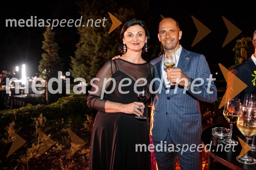  Simona  Špilak, direktorica BOC Institute;  Marko  Mlakar, direktor in partner, Amrop AdriaKresna noč 2022, dobrodelna prireditev Lions kluba Ljubljana Ilirija